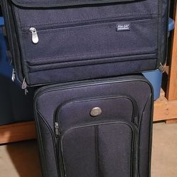 2 PC. Black Travelers Club Luggage Set