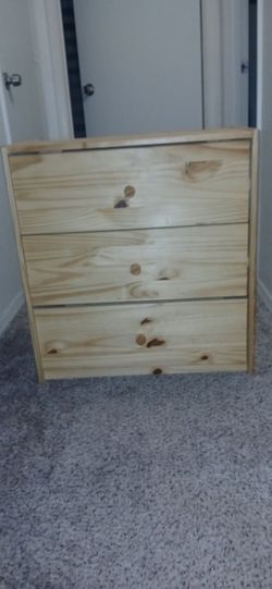 3 Drawer White Oak Wood Dresser