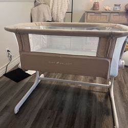 Baby Delight Bassinet