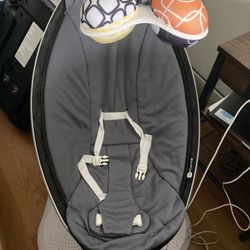 Mamaroo Baby Swing