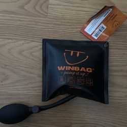 Original Patented Winbag Air Wedge and Leveling Tool Lifts up to 300 lbs.