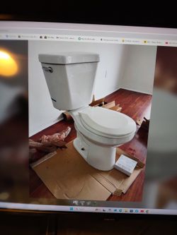 Very Nice Toilet Fully Functional In Excellent Conditions  with new  flange