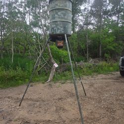 Deer Feeders