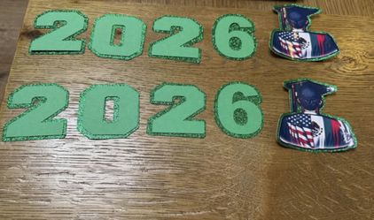 Toppers For Leis