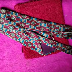 A Nice Gold, Teal, Burgundy, Orange & Tan Men's Tie