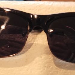 Men sunglasses 