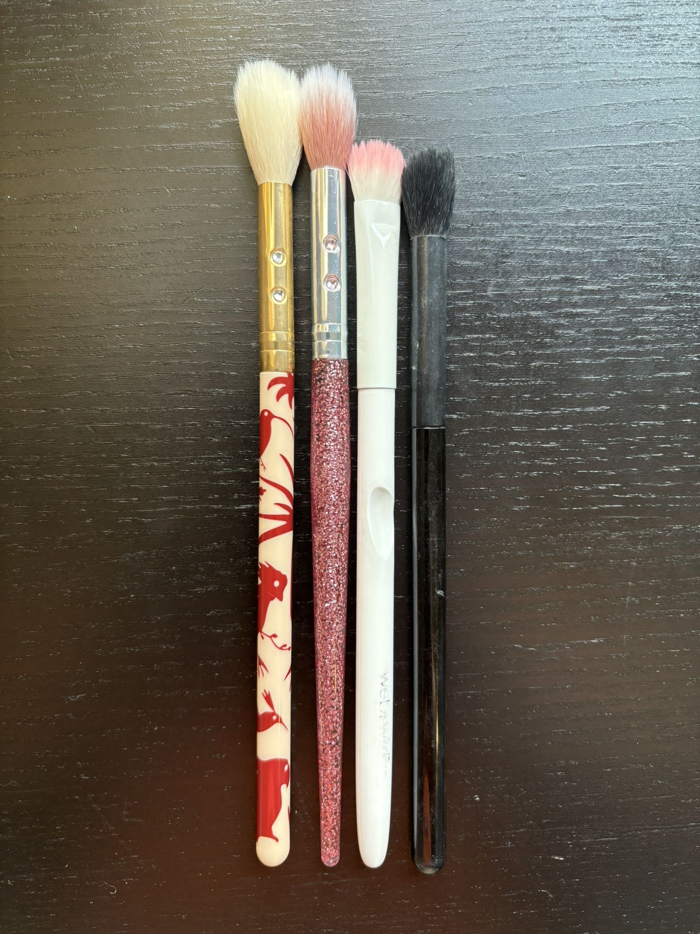 Set of 4 Makeup Brushes