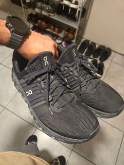 On Cloud men's size 11