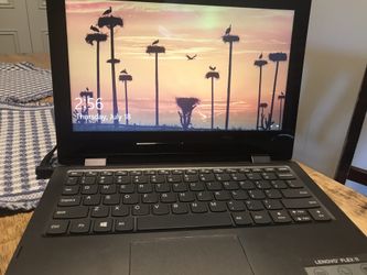 Touchscreen laptop