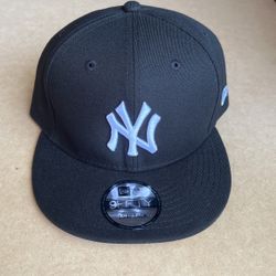 New Era Snapback Hat$35 New York Yankees