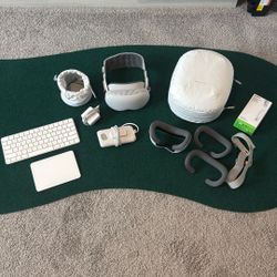 Apple Vision Pro + accessories
