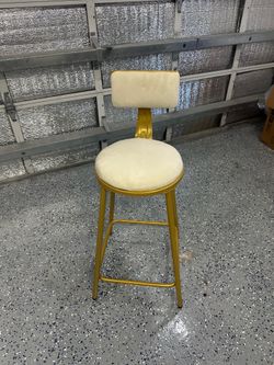 4 barstool