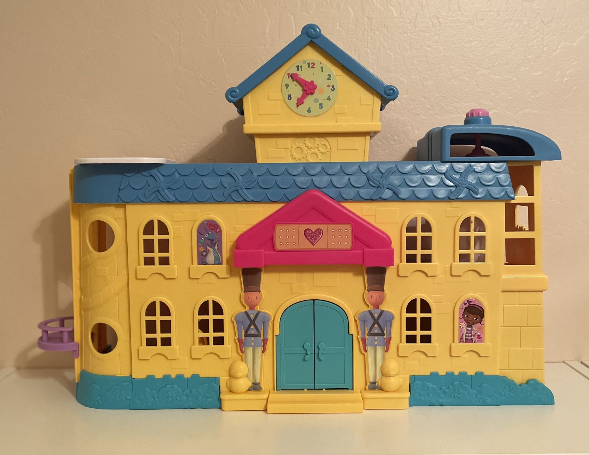 Disney Doc Mcstuffinsville Hospital Playset