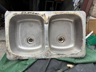 Kindred undermount stainless steel double sink - $100