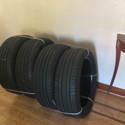 Like New 4 Tires