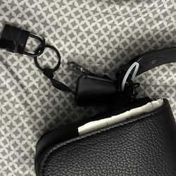 Steve Madden Black Handbag