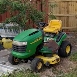 John Deere Riding Lawnmower Open To Trades 