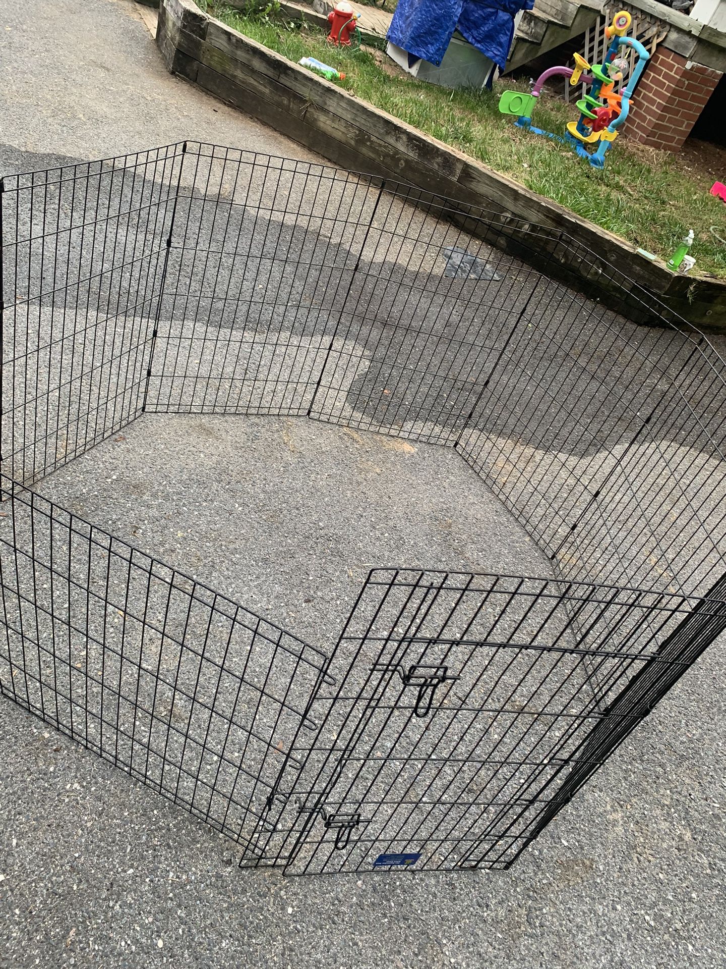 Large pets Exercise play pen with Door (36 inches High’ 9 Panels) Adjutanle to a Few different Shapes