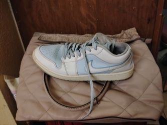 Air Jordan 1 Low SE "Reverse Ice Blue" (Women's)