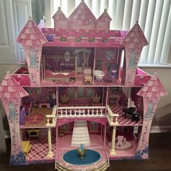 Pink Princess Dollhouse
