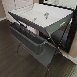 Portable/Folding Baby Changing Table