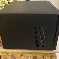 GE- Profile 1650 Watts Microwave 