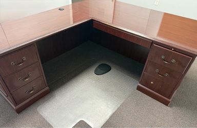 Final chance for desks, chairs, and heavy duty safe