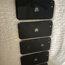 5 iPhones 