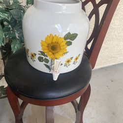 Ceramic  Pot With Faucet