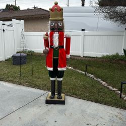 Large NUTCRACKER 8 Foot