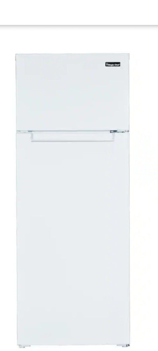 Westinghouse 7.3 CF Refrigerator Freezer