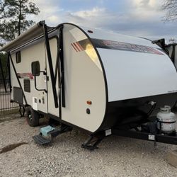 2021 Wildwood 178BHSK Bunkhouse – $9,990 OTD