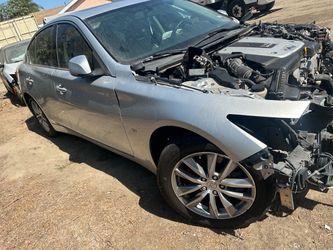 2014 Infiniti Q50