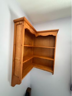 Wood Corner Shelve