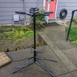Collapsible 3-Guitar/Bass Stand 
