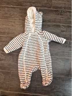 Size 3 months Nordstrom bunting