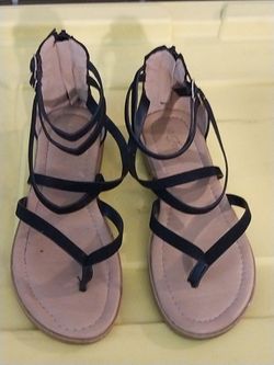 Women's forever sandals size 8 1/2 $15
