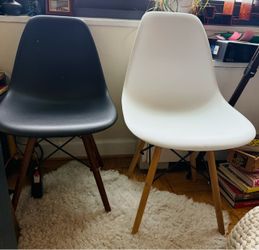 Mid Century Modern Dining Chairs Molded Plastic Shell Side Chairs with Wood Legs,