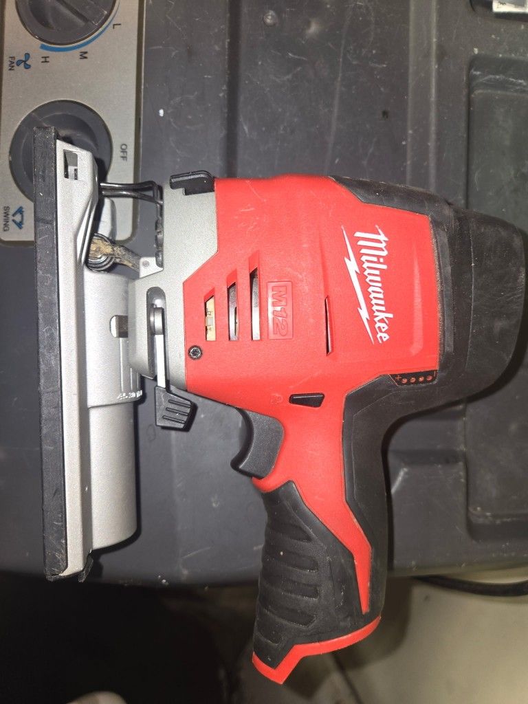 M12 Jigsaw