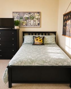 Beautiful Full-Sized Bedroom Set