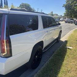 2019 Yukon xl part out