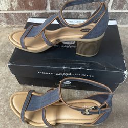 Dr. Scholl’s True Comfort Denim Block Heel Sandals Size 10 w/ Box