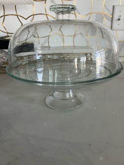 Glass serving bowls Plates