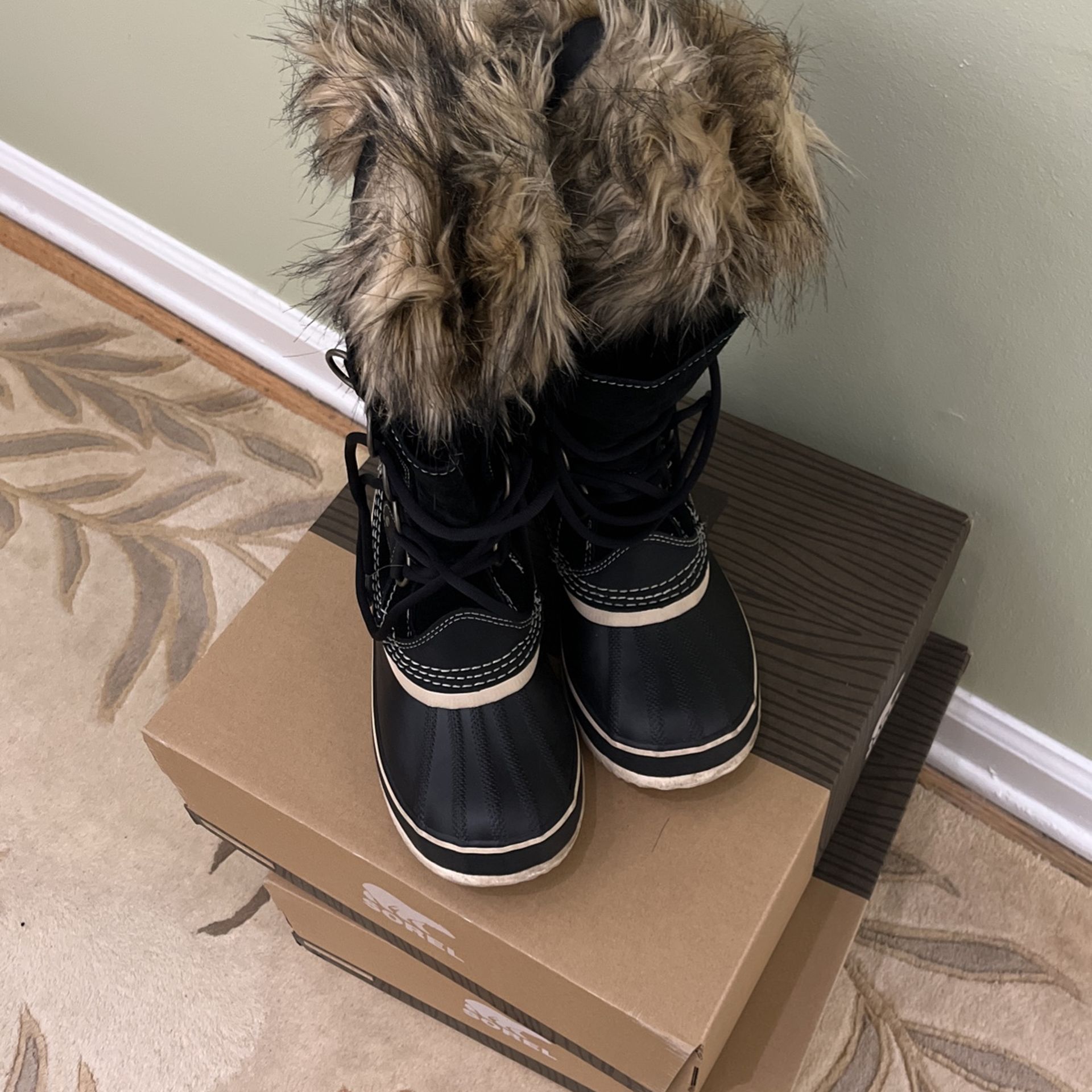 Sorel Women’s Snow Boots 