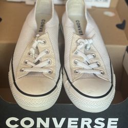 Women’s CONVERSE Slip On Size 8