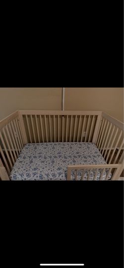 Baby crib