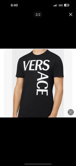 New Versace T-shirt extra large$695 cash only