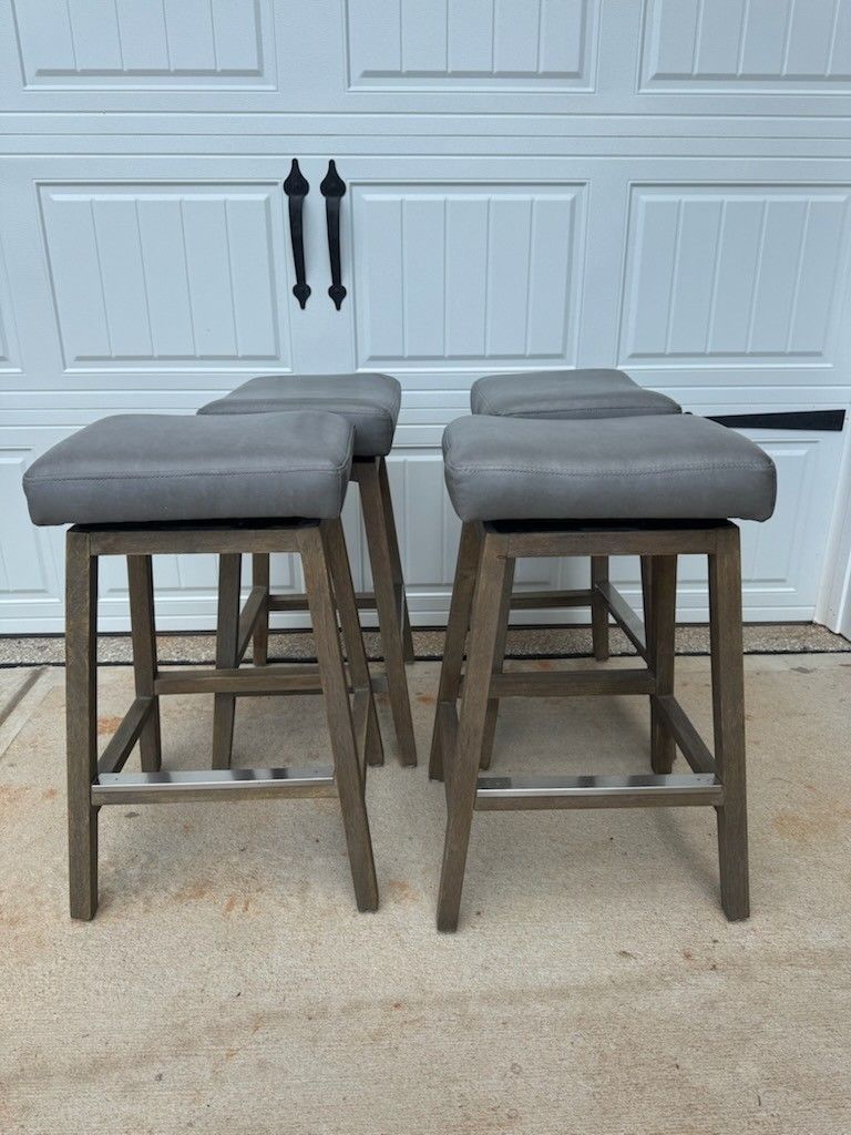 Counter Height Stools 