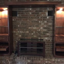 Entertainment Center - FREE     Pickup Today Only