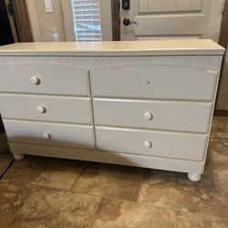 Ashley Furniture Dresser 